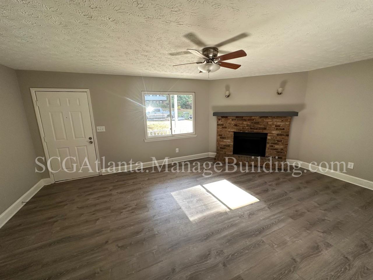 972 Walnut Creek Ln #1 - Photo 5 of 15