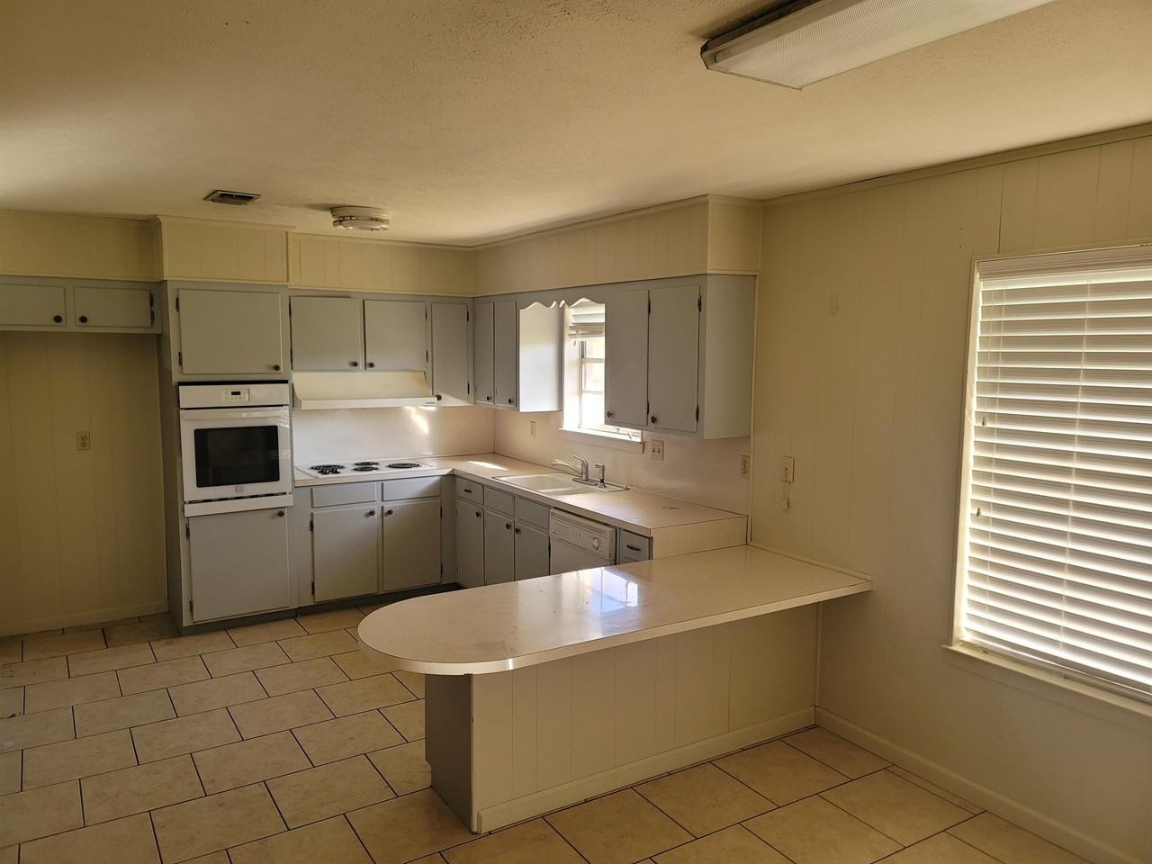 6084 W Roundbunch Rd #1 - Photo 2 of 18