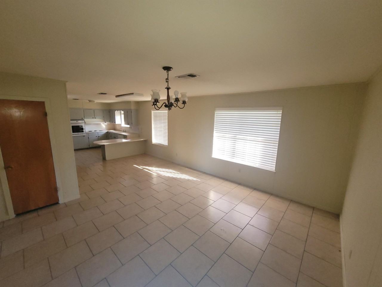 6084 W Roundbunch Rd #1 - Photo 3 of 18