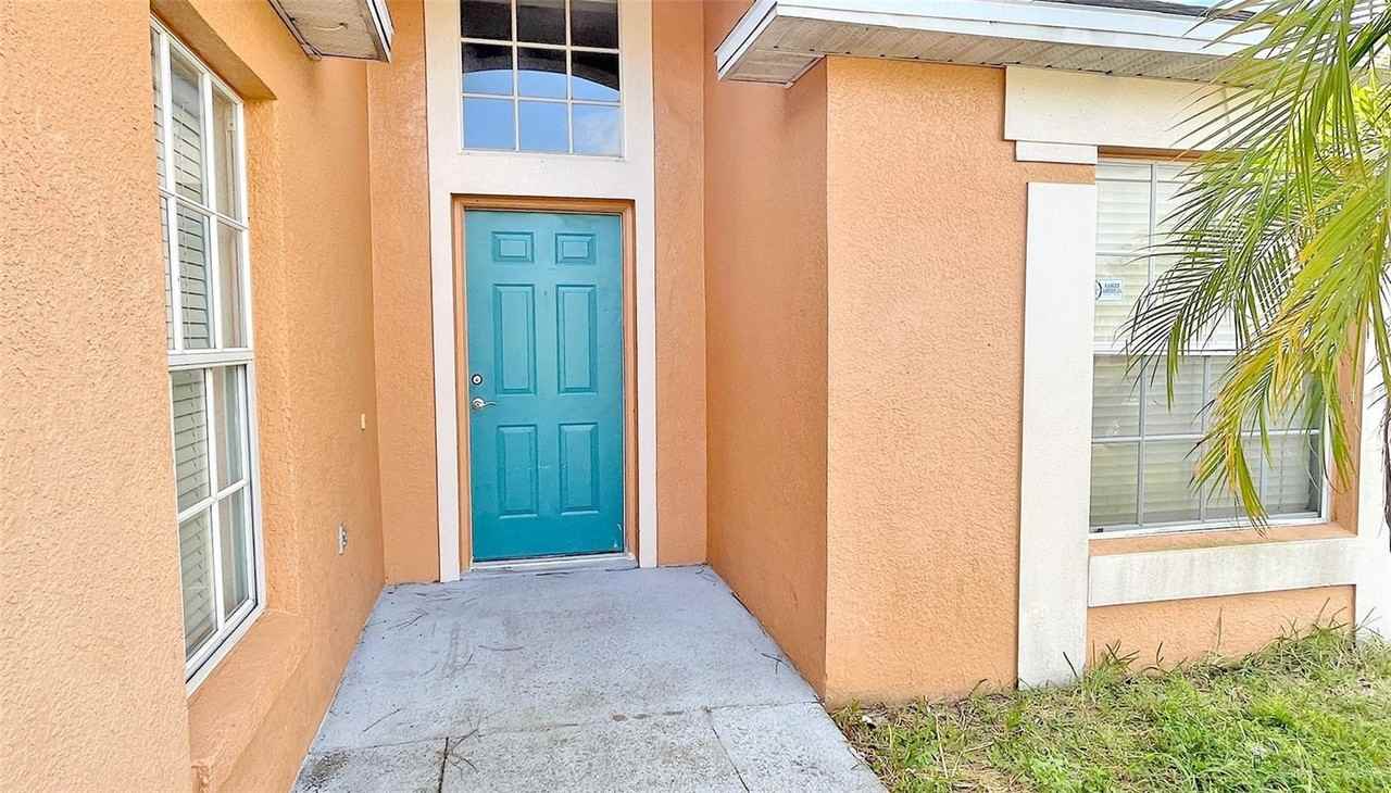 113 Cello St - Photo 2 of 19