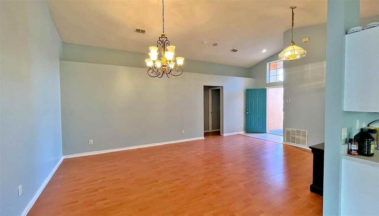 113 Cello St - Photo 3 of 19