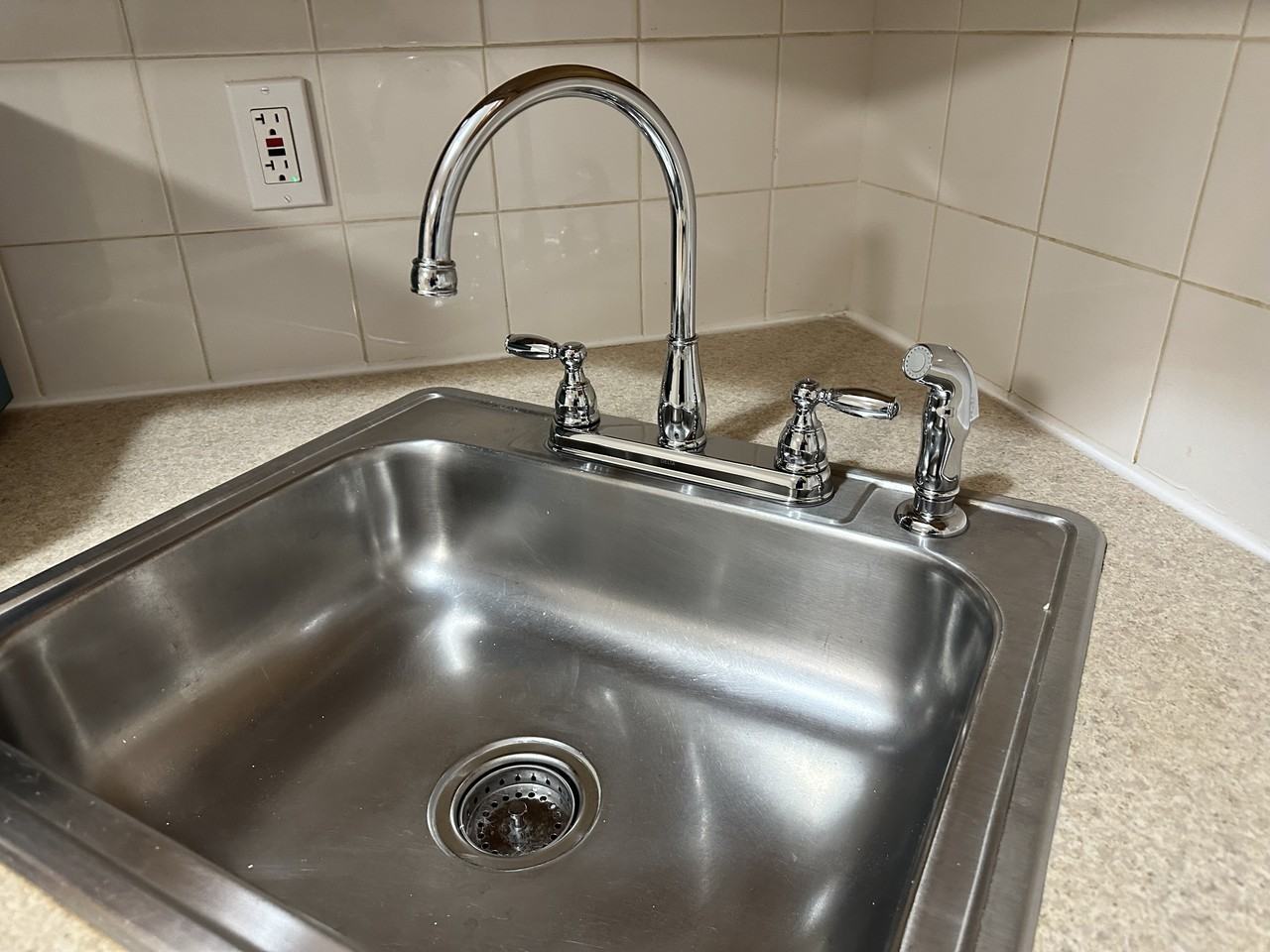 6114 Palisade Avenue #303 - Photo 4 of 26