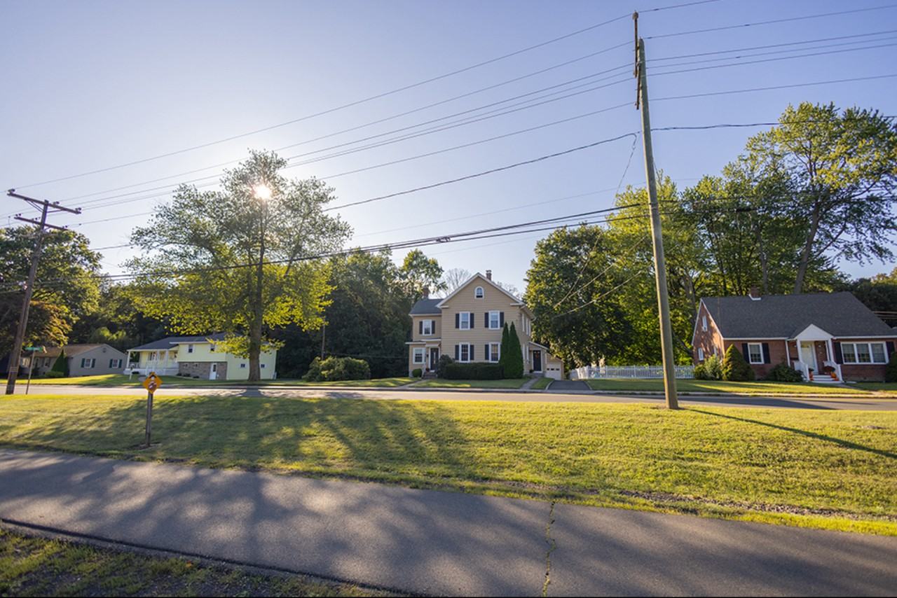 350 Summer St #FL2 - Photo 2 of 19