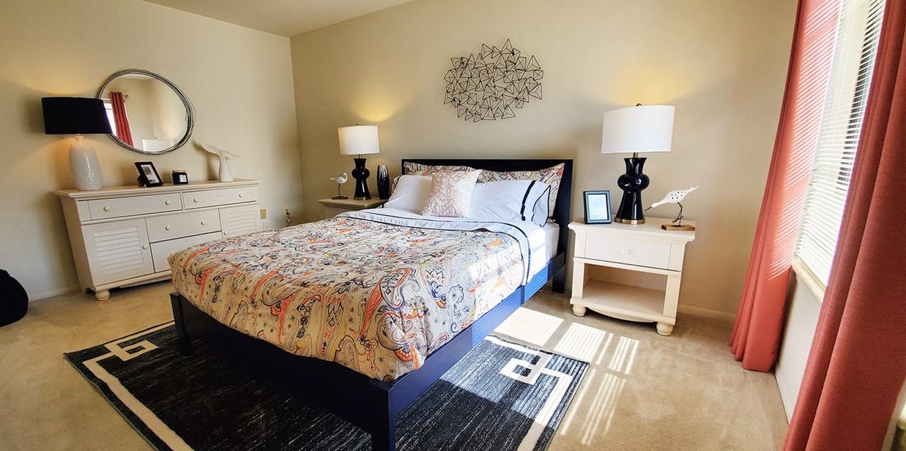 Mountain Ridge Apartments - Photo 6 of 7