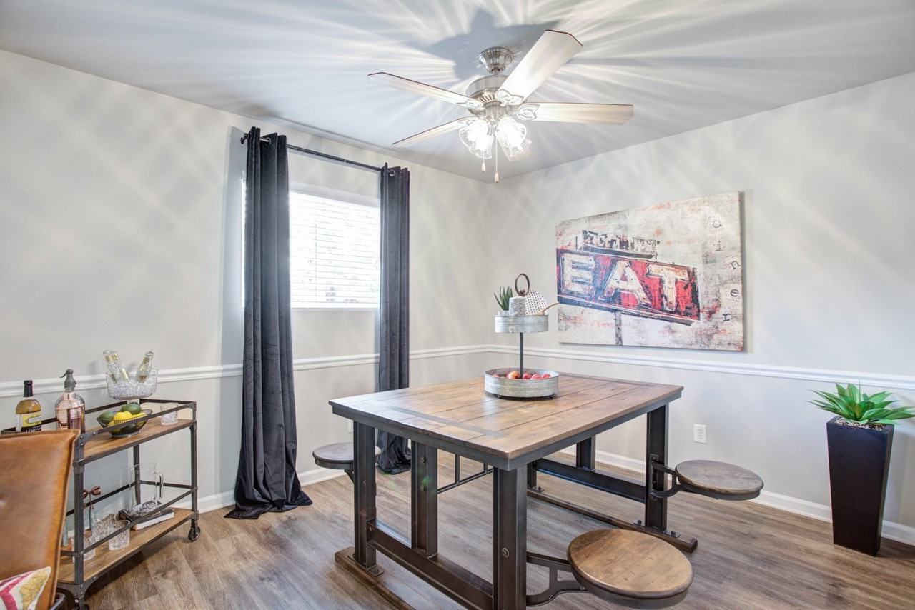 Lincoya Bay Apartments and Townhomes - Photo 3 of 26