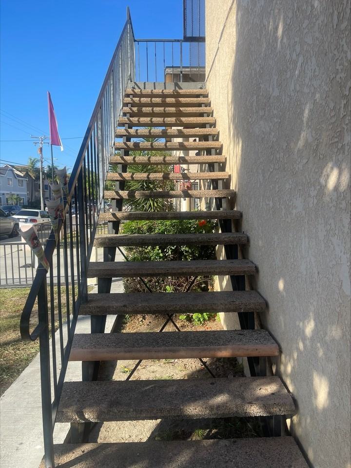 13628 Kornblum Ave. - Photo 5 of 9