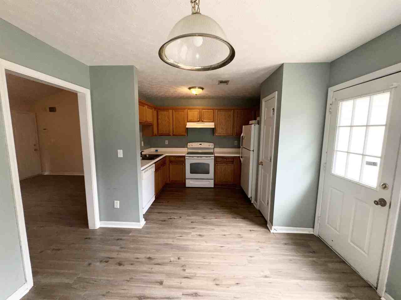 179 Apple Valley Rd #1 - Photo 2 of 12