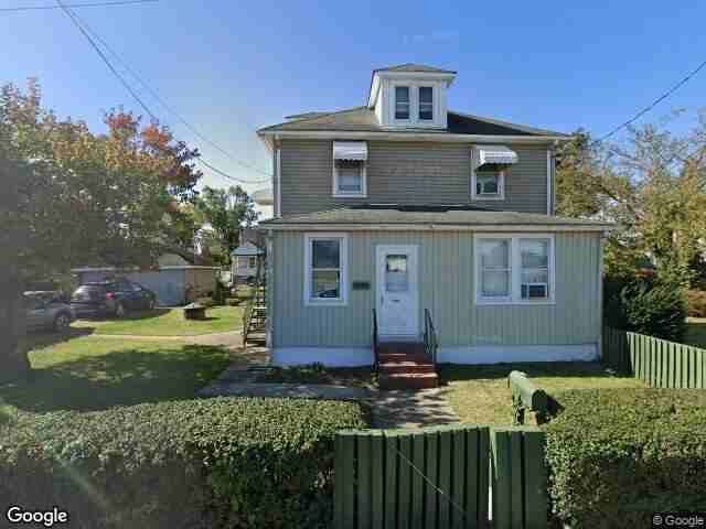 5238 6th St - Photo 2 of 10