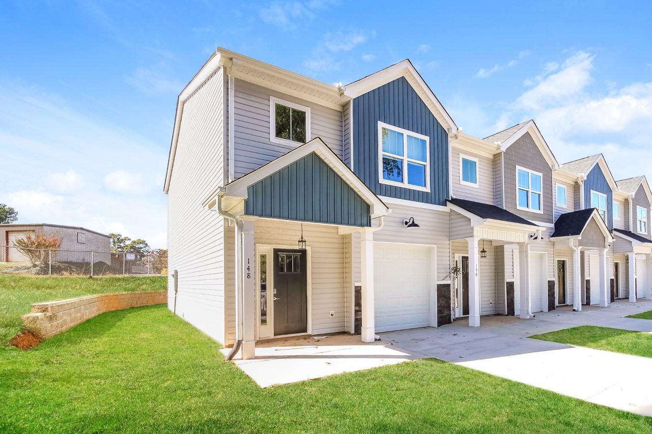 148 N Church St - Photo 3 of 18