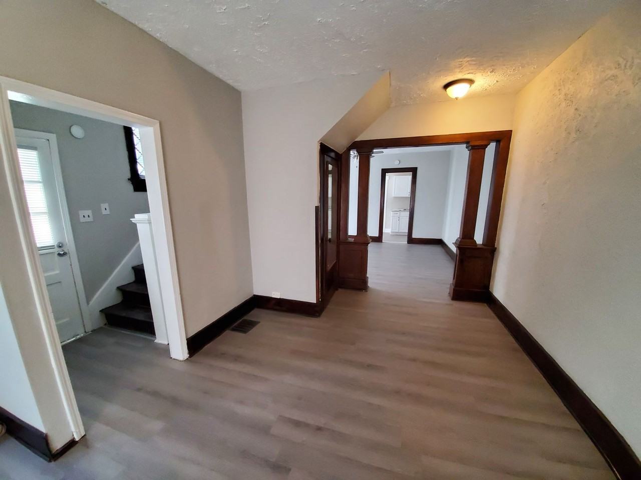 923 Harvard Blvd #NA - Photo 3 of 20