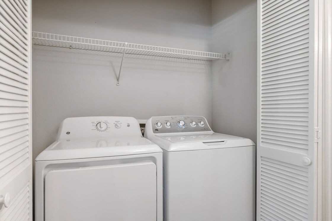 812 Preston Grove Ave #812 - Photo 3 of 27