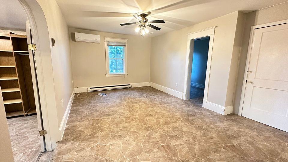 9382 Rue Main #2 - Photo 3 of 13