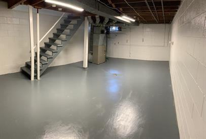 449 23rd St #449 - Photo 2 of 5