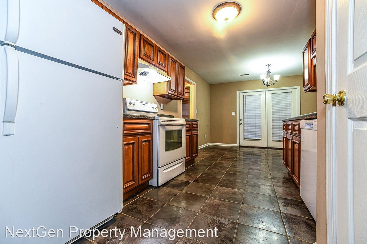 Highland Meadows 2 110 Nancy Drive - Photo 2 of 10