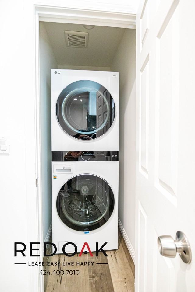 637 N Harvard Blvd #637-1-3 - Photo 3 of 12