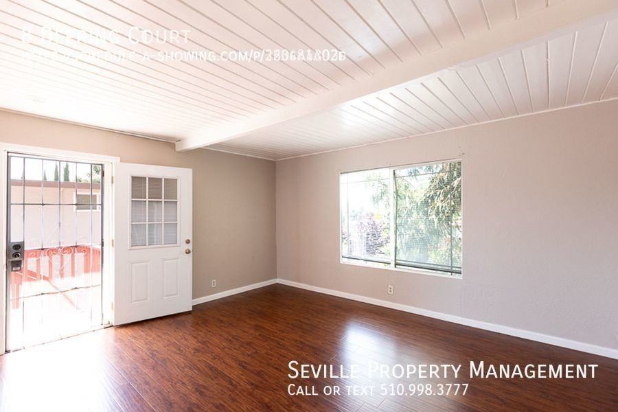 8 Deering Ct #8 - Photo 2 of 13