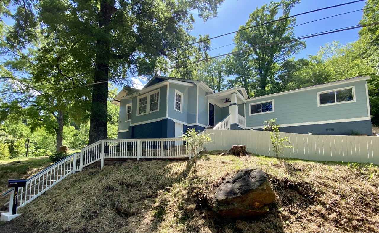 4211 Michigan Ave #NA - Photo 3 of 17