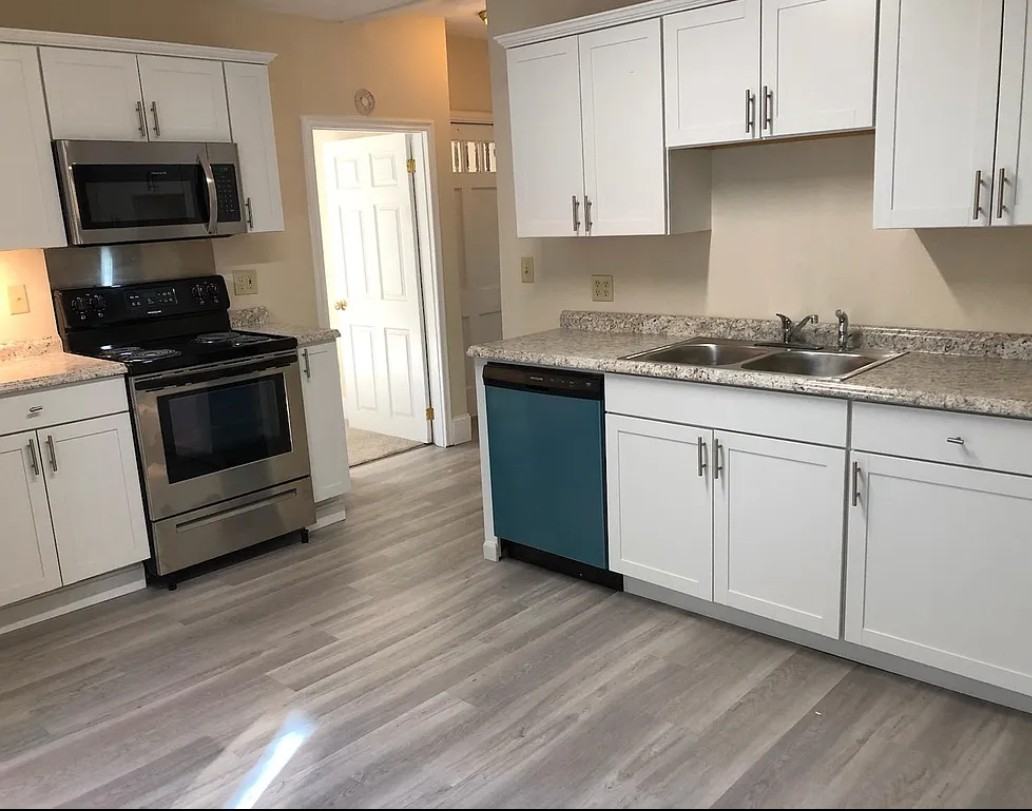 27 Fremont St #NA - Photo 2 of 8