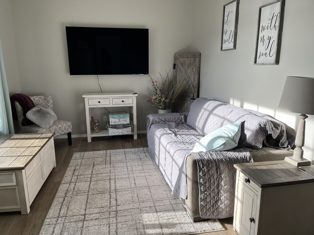 601 S Stevens #NA - Photo 3 of 11