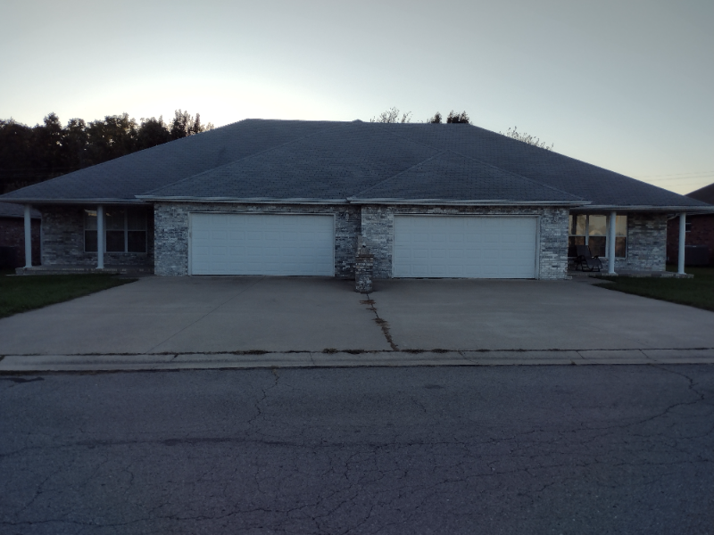 1319 Deadra Dr - Photo 2 of 16