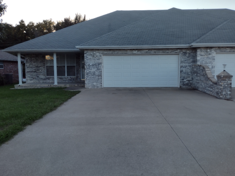 1319 Deadra Dr - Photo 3 of 16