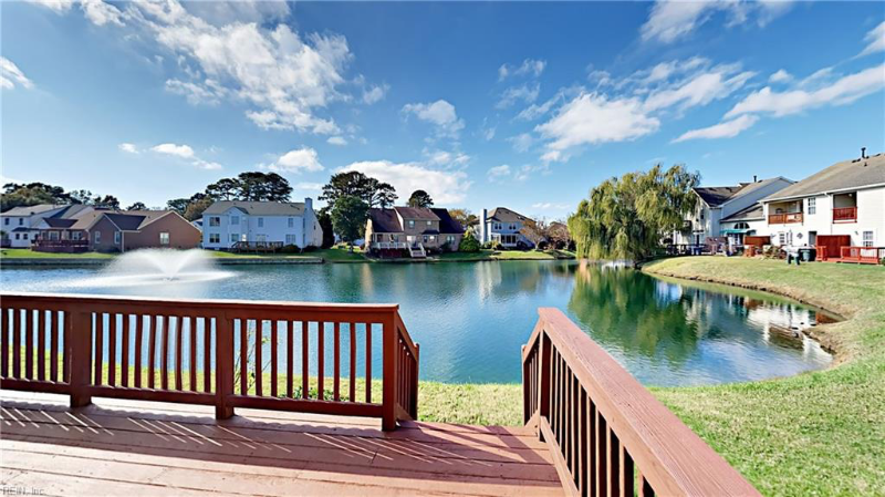 947 Allendale Dr - Photo 2 of 4