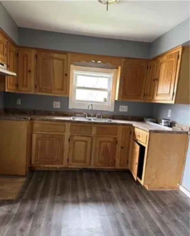 209 Steadman St - Photo 4 of 24