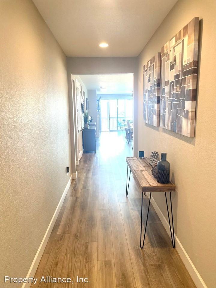 24064 E Euclid Ave - Photo 2 of 19