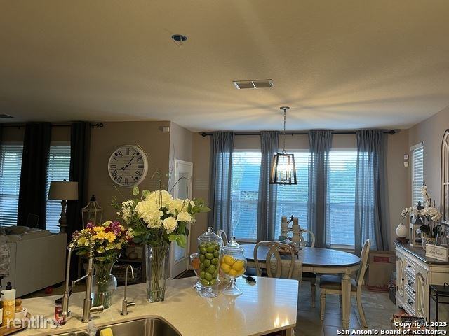 7527 Copper Dawn - Photo 3 of 19