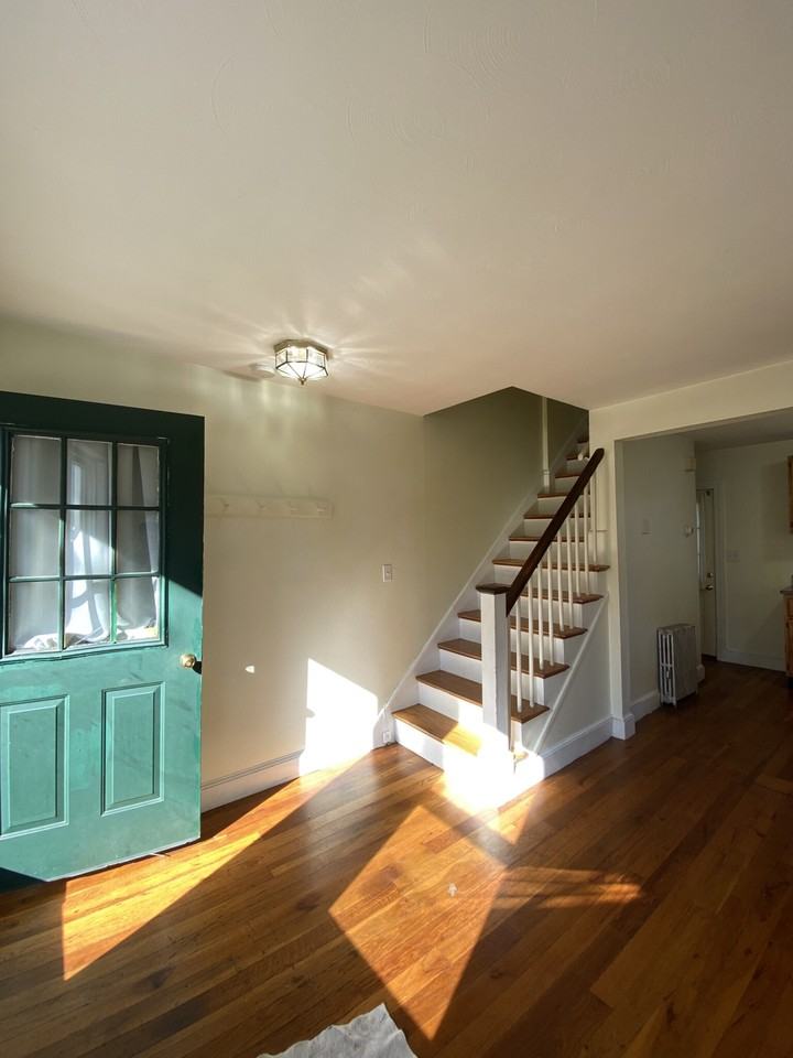 314 Webster St #A - Photo 4 of 11