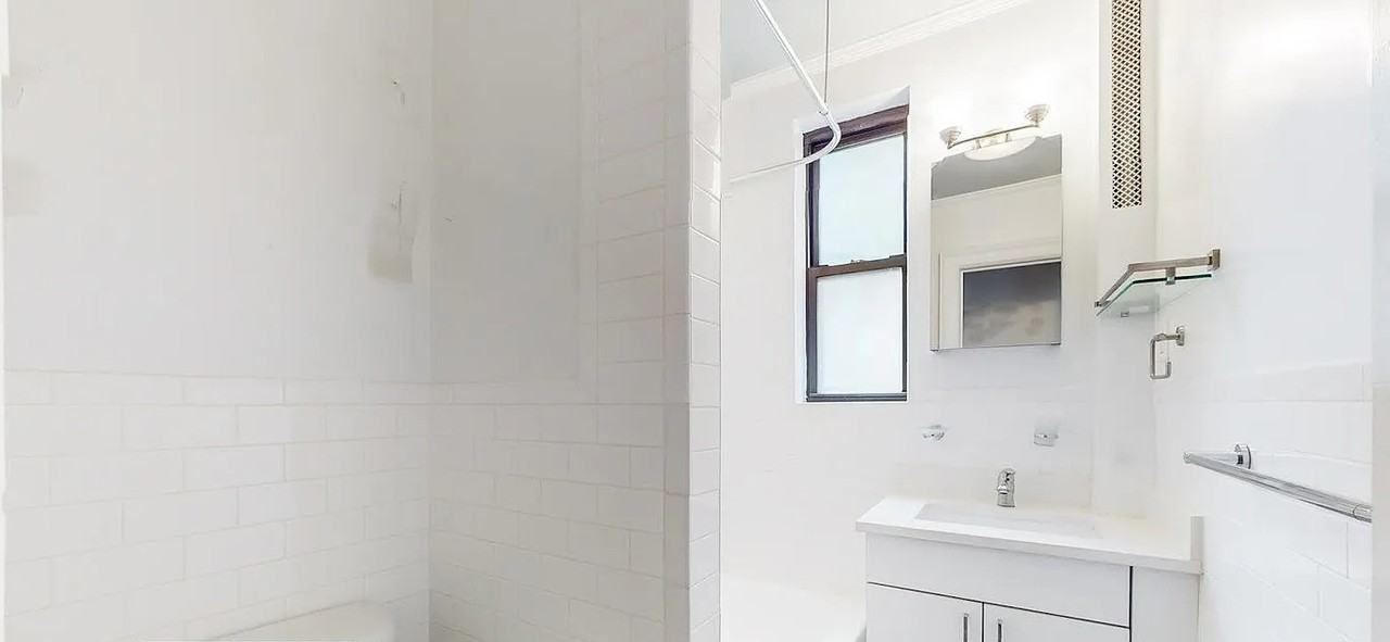 71 W 12th St #4G - Photo 4 of 4