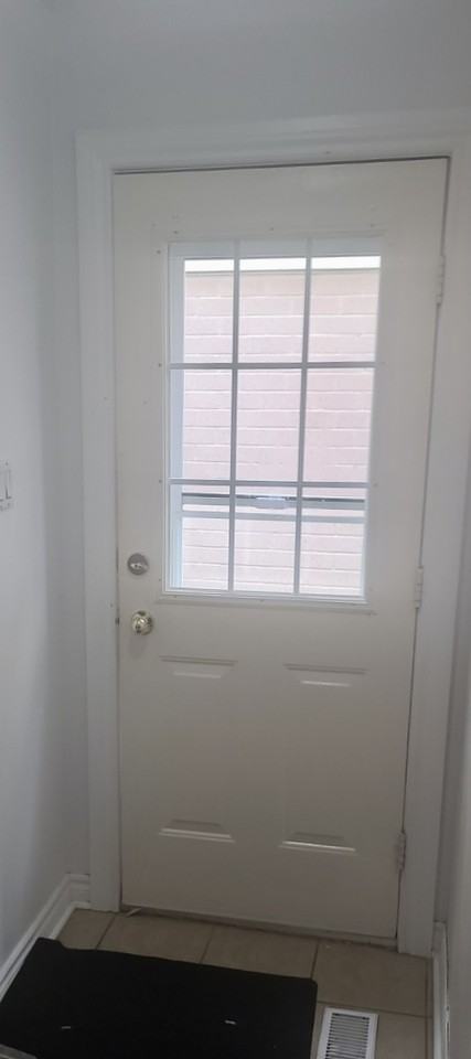 7 Greenarrow Court - Photo 3 of 13