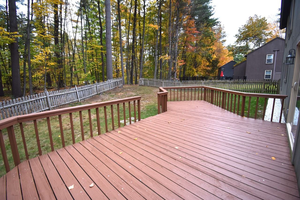 13 Meadow Rue Place - Photo 2 of 24