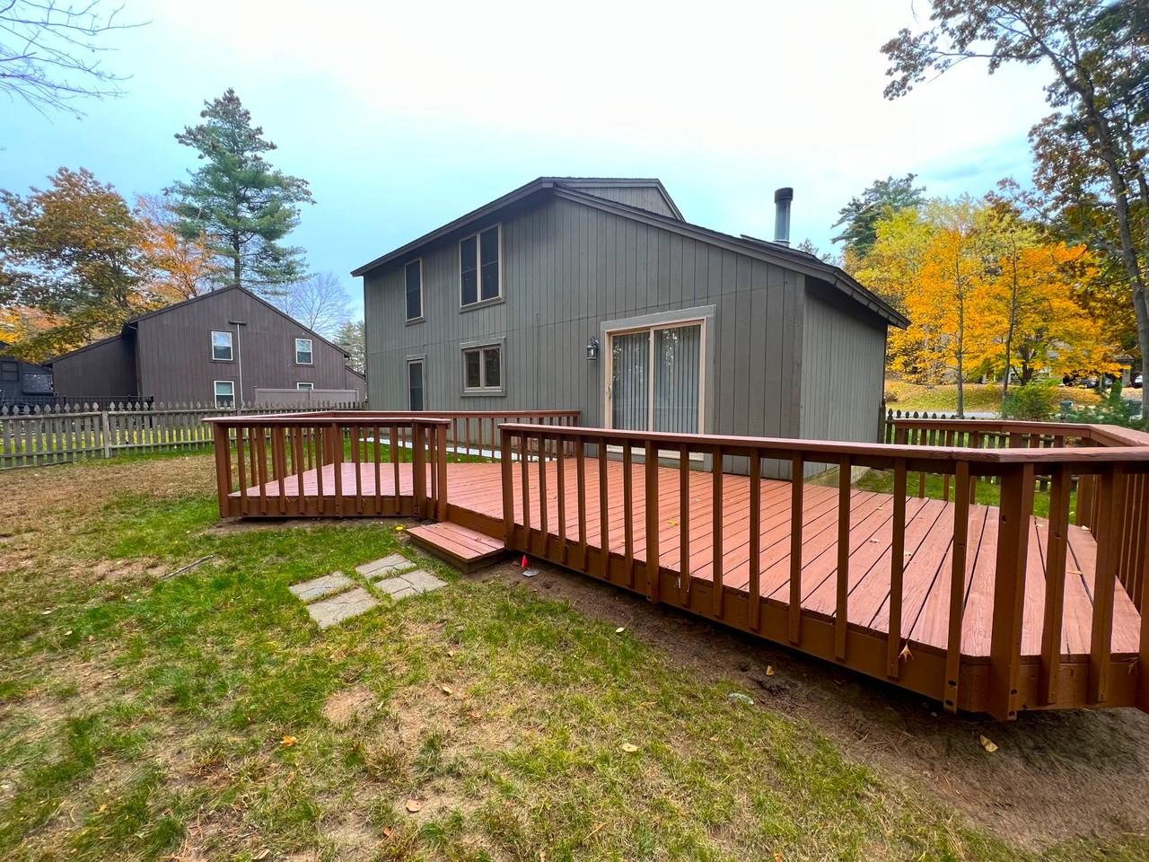 13 Meadow Rue Place - Photo 3 of 24