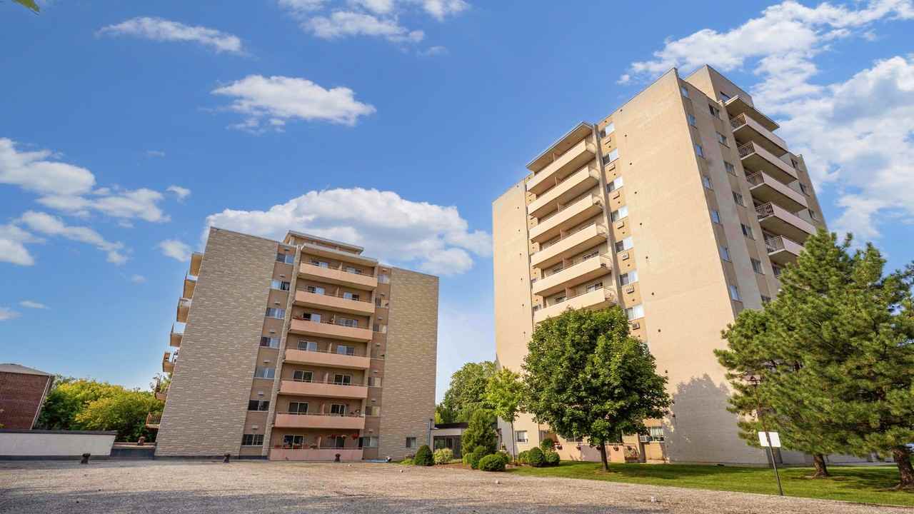 Metropolitan Towers Apartments 57 Union St E, Waterloo, ON N2J 1B9