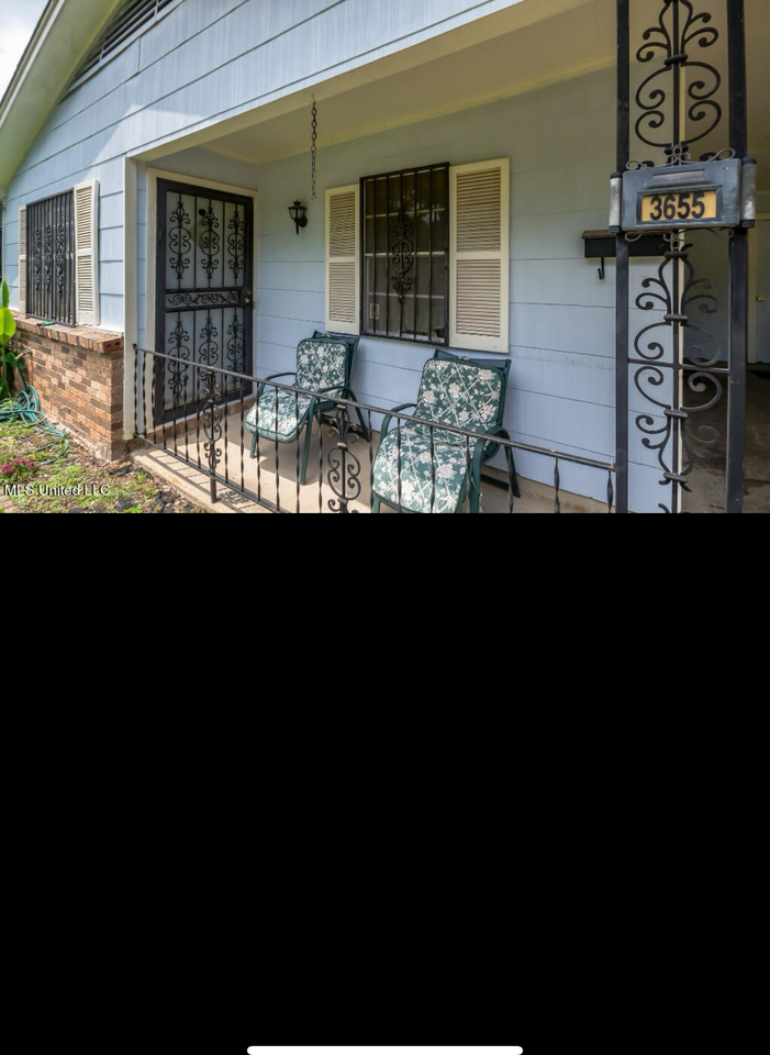 3655 Horton St - Photo 6 of 14