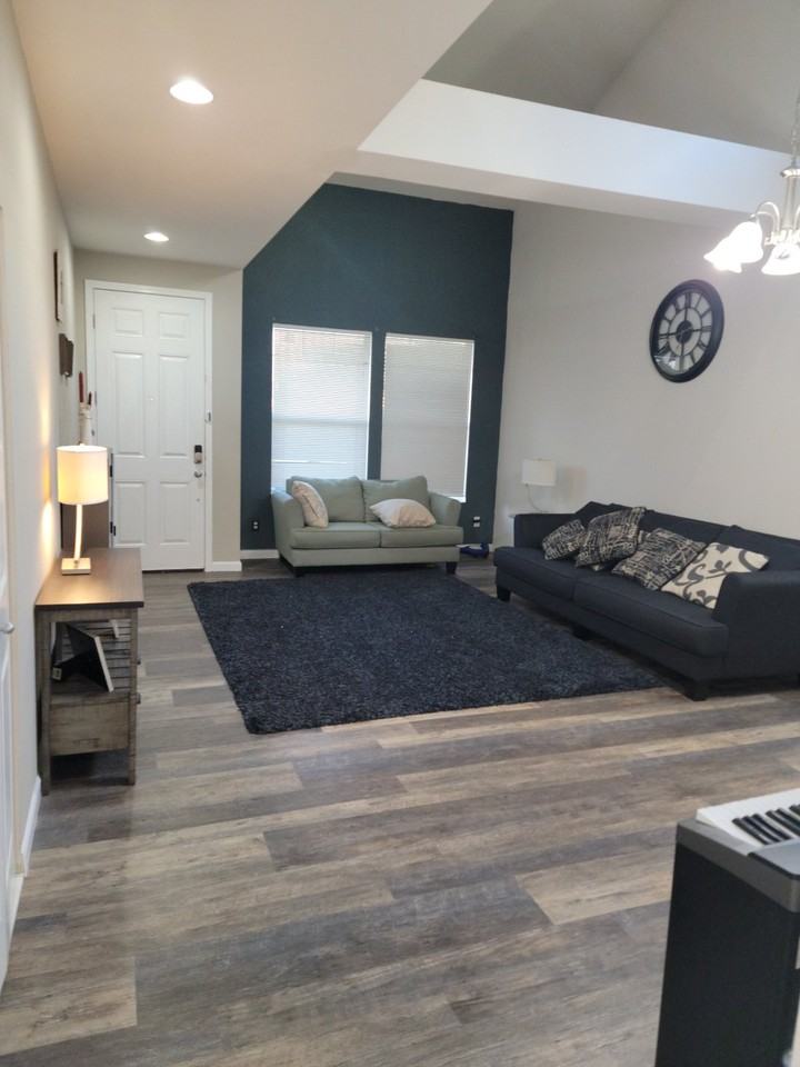 8428 24th Pl Ne #NA - Photo 2 of 11