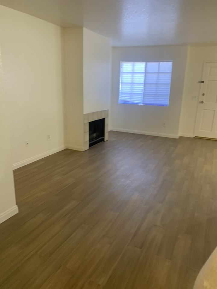 13949 Arthur Ave #10 - Photo 3 of 26