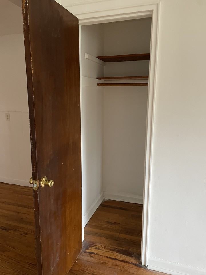 2354 Losantiville Ave #2 - Photo 2 of 13