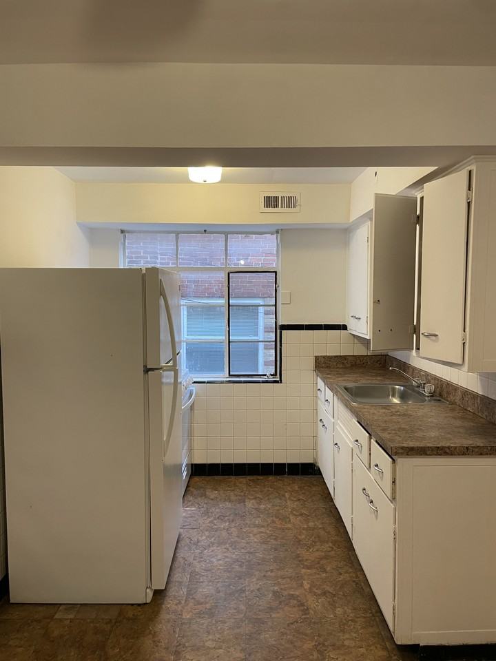 2354 Losantiville Ave #2 - Photo 3 of 13