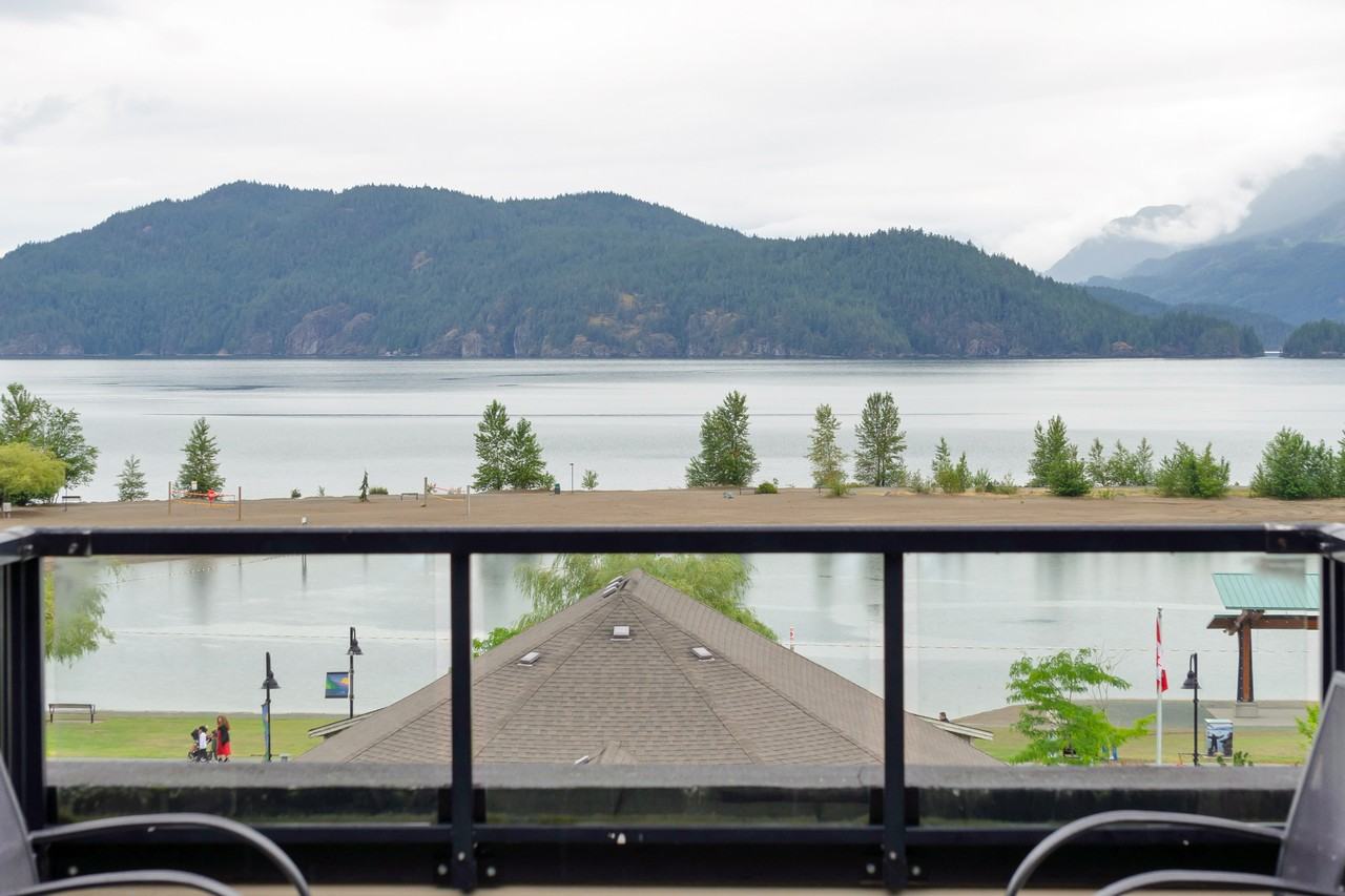 Harrison Lake View Suites - Photo 7 of 7