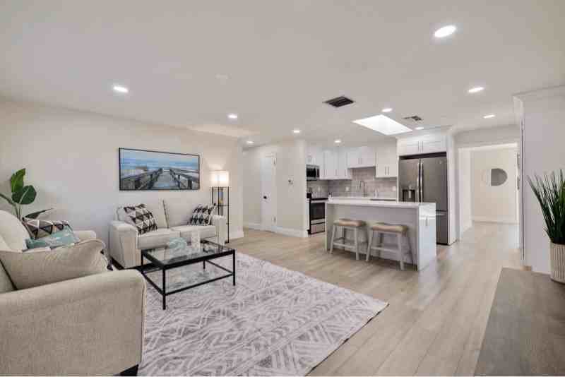 490 82nd Ave - Photo 3 of 6