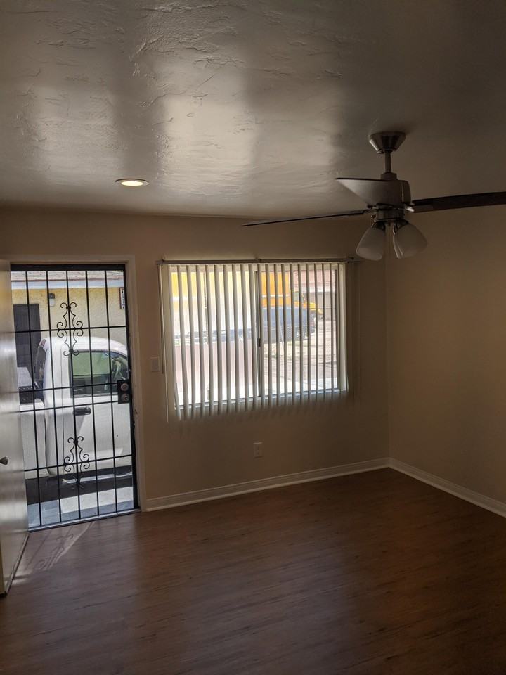 7115 3/4 Perry Rd #7115-3-4 - Photo 3 of 18