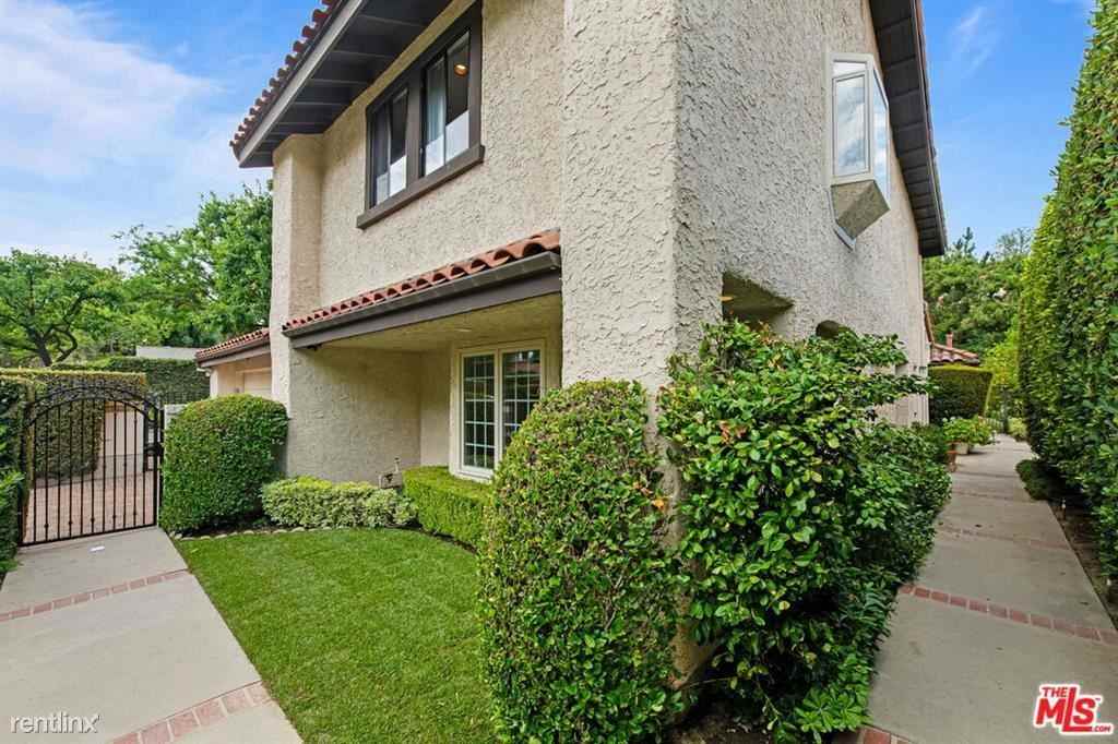 4343 Park Fortuna - Photo 2 of 12