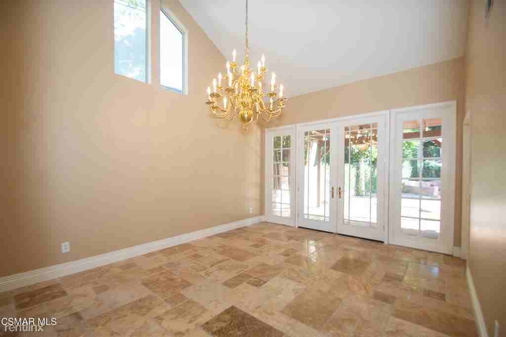 7611 Ashton Ct - Photo 2 of 11