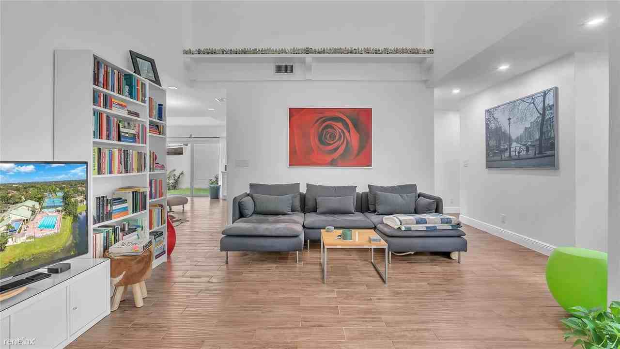 2925 Begonia Way - Photo 3 of 42