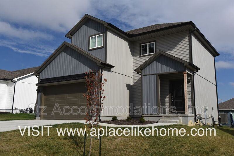 4008 Nw 95th Ter - Photo 5 of 38