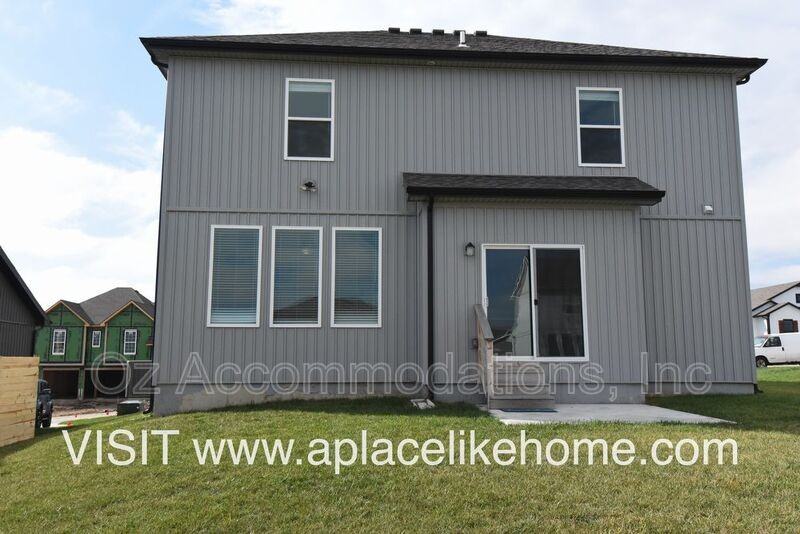 4008 Nw 95th Ter - Photo 7 of 38