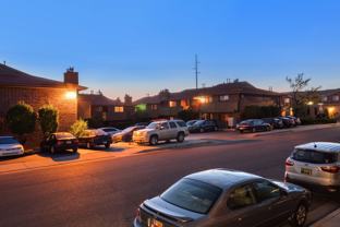 1855 Girard Blvd Ne - Photo 1 of 1