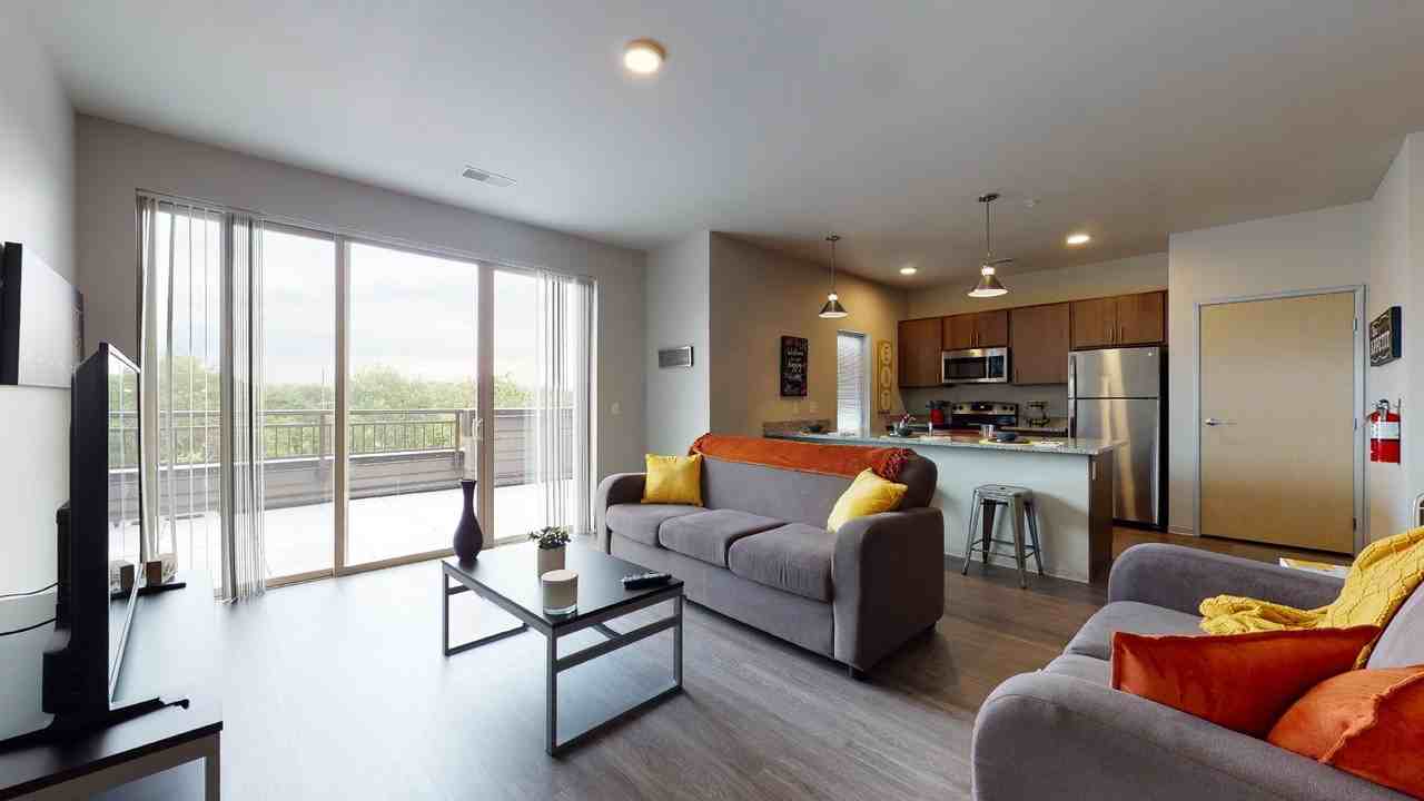 Breckenridge Apartments - Photo 3 of 50